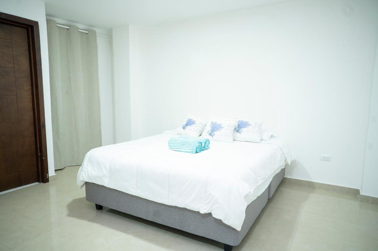 Apartamento En Bocagrande - Edificio Minarete Apartment Cartagena Bagian luar foto